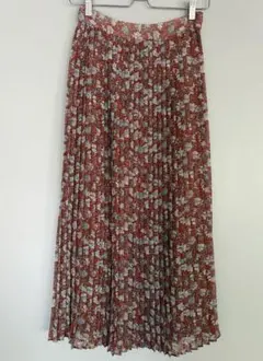 URBAN RESEARCH ROSSO 花柄プリーツロングスカートのサムネイル