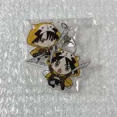進撃の巨人 エレン リヴァイ ラスカル アクリルキーホルダー