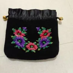 FELIER 花柄刺繍ポーチ 黒