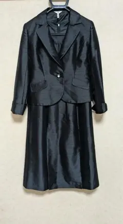 ブラック ワンピース スーツ 9号 日本製 ☆ ジャケット ツーピース