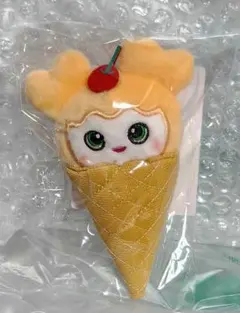 ☆TWICE☆JYP POPUP STORE ラブリーぬいぐるみバッジ☆ - メルカリ