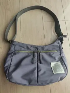 Bleu Bleuet ブルーブルーエ 10ポケット ナイロンショルダーバッグ