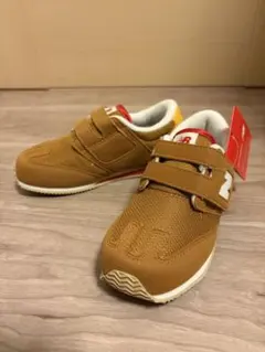 ⭐︎新品⭐︎New Balance スニーカー KV320 ブラウン 18.5cm