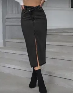 ダークグレー スリット入りロングスカート
