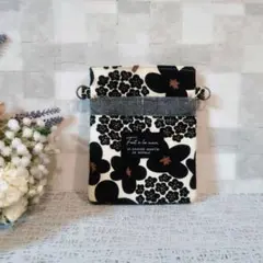 Item thumbnail for item 24fc935f-0f66-41bf-acbe-88b2b48c8d6e