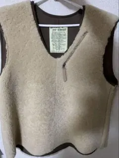 Item thumbnail for item 867b56da-c35f-47cb-bbae-b252d335db0d