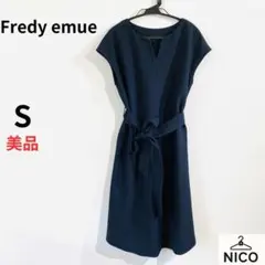 美品　Fredy emue ウエストリボンワンピース ネイビー 36のサムネイル