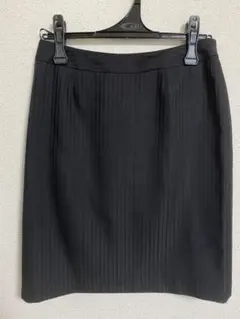 スーツ　スカート