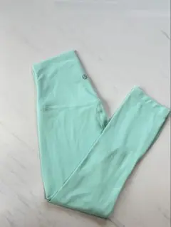 【美品】ルルレモン　align クロップレギンス　XSサイズ