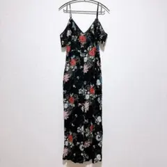 ZARA 花柄 オールインワン オフショルダー 裾ワイド Ｓ 黒 綿麻 リゾートのサムネイル