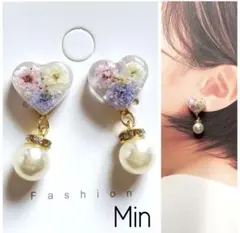 フラワー　レジン　カボション　ピアス　ハンドメイド　イヤリング変更可