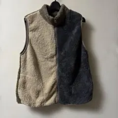 4色使いフリースベスト(新品未使用)