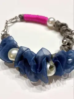 ハンドストラップ　ネイビーリボン×パール×ピンク