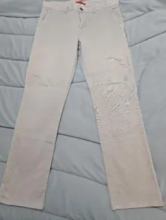 RED CARD ベージュ チノパン