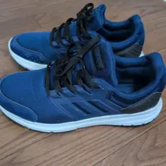 adidas シューズ