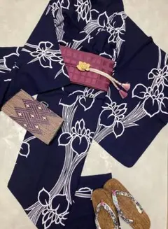 【SALE】あやめの花　紺色×白い　シンプルでかっこいい大人浴衣