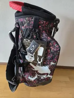 OAKLEY ヒョウ柄 キャディバッグ Oakley ヒョウ柄 ゴルフバッグ・キャディバッグ - メルカリ