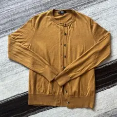 UNIQLO エクストラメリノウール カーディガン マスタード