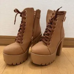 SHEIN 厚底 レースアップ アンクルブーツ ブラウンのサムネイル