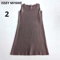 美品✨イッセイミヤケ プリーツ トップス ノースリーブ 青 ブルー L