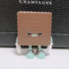 クリームビスケットボーイ スクエア ココア