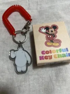 残り1個　ベイマックス　ディズニー　シークレットカラフルキーチェーン　ランダム