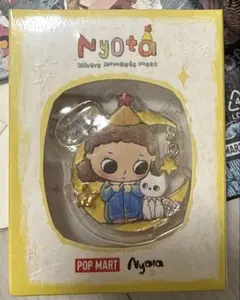 POPMART Nyota 8月誕生日バッジのサムネイル