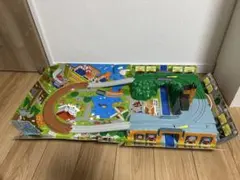 Item thumbnail for item ea998a0b-8a2e-4de4-b51d-e87b30f284b3