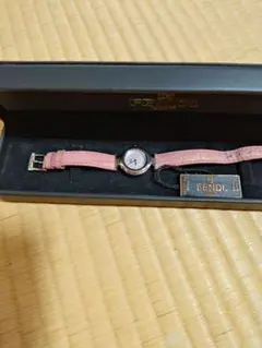美品 FENDI フェンディ レディース腕時計 ピンク文字盤 スクエア