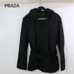 PRADA フード付きナイロンジャケット ブラック ベルト付きのサムネイル