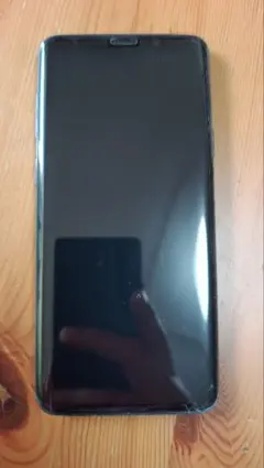 Galaxy S10+ SCV42 128GB 画面ひびあり - メルカリ
