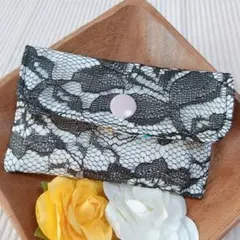 ハンドメイド　ブラック　レース　ポーチ　ミニポーチ　小物入れ　マルチケース