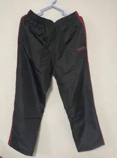 新品未使用☆CONVERSE☆トレーニングパンツ ブラック/レッドMサイズ