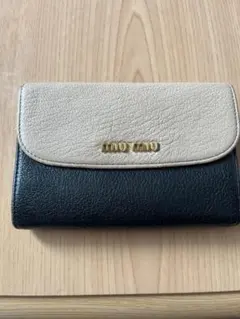 miu miu 長財布 バイカラーのサムネイル