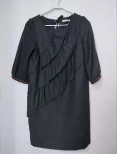 FAVORI　ワンピース 　ワンピース黒　古着のサムネイル
