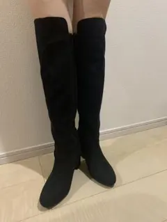 ニーハイブーツのサムネイル