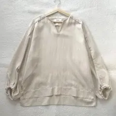 ebure パフスリーブ ブラウス プルオーバー キーネック 38ベージュのサムネイル