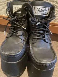 YOSUKE 厚底レースアップブーツ ブラック