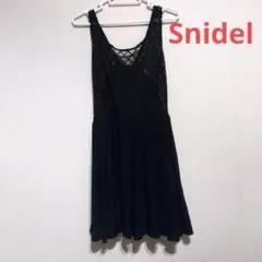 美品Snidel黒いノースリーブひざ丈ワンピース/ドレス