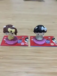 ハローキティチョコエッグコラボレーション　令和アイドル風・昭和アイドル風