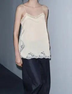 ZARAレーストリムキャミソールxs