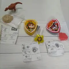 ハッピーセット おもちゃ 3点セット パウ・パトロール／アニア ティラノサウルスのサムネイル