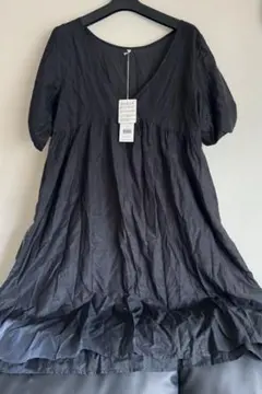 BELLE MAISON 暮らす服 半袖ワンピース ブラックのサムネイル