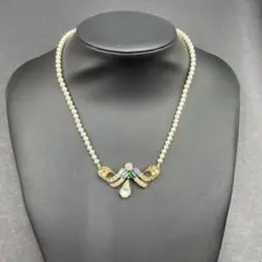 MICHEL KLEIN バタフライモチーフ ネックレス パール調ビーズ - メルカリ