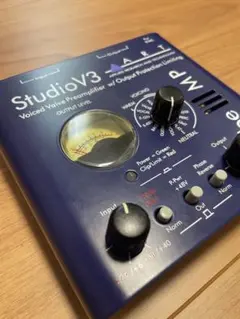 Item thumbnail for item c2813a70-bfff-47f4-9ef5-ee9c1c4a268f