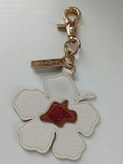 新品 COACH バッグ チャーム キーリング サクラ 桜 花 コーチ - メルカリ