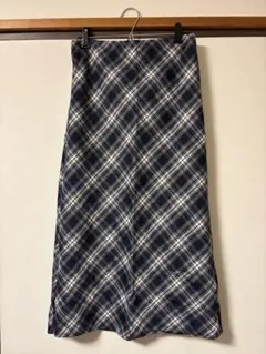 チェック柄タイトスカート