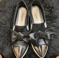 miu miu ブラックリボンフラットシューズ