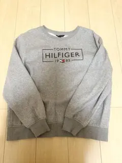 TOMMY HILFIGER グレー トレーナー