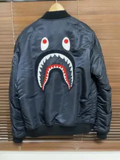 2026年最新】A BATHING APE シャーク スタジャンの人気アイテム - メルカリ